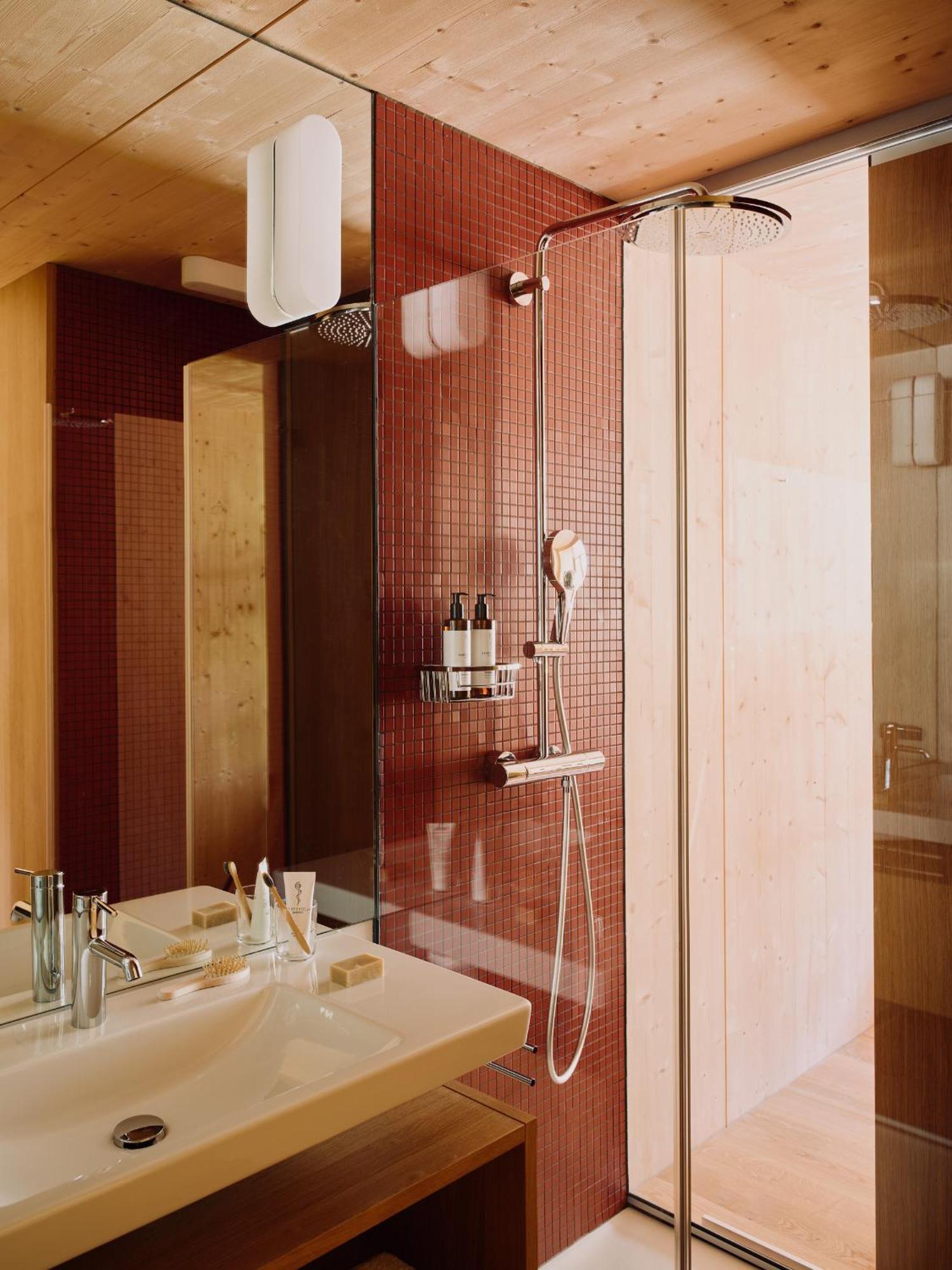 Rote Wand Gourmet Hotel, A Member Of Design Hotels 莱赫阿尔贝格 外观 照片